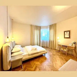 Center Unirii Square Private With View - Shared Amenities Bukareszt